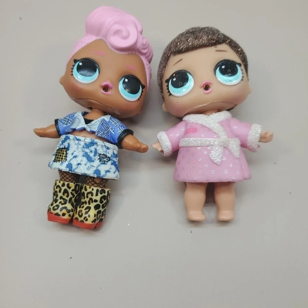 Large‎ LOL SURPRISE Lot Of 21 Dolls & Babies
